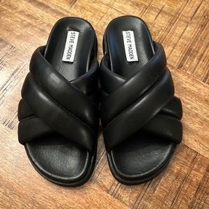 STEVE MADDEN MOTTE SIZE 6.5